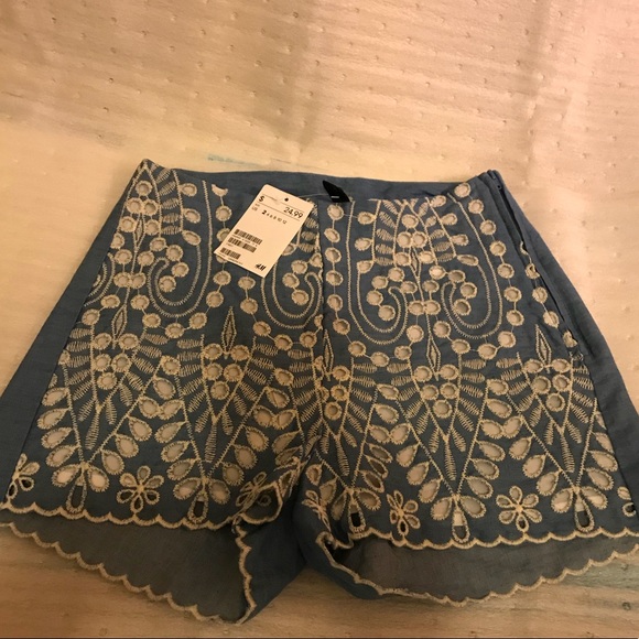 Divided Pants - Dressy shorts DIVIDED